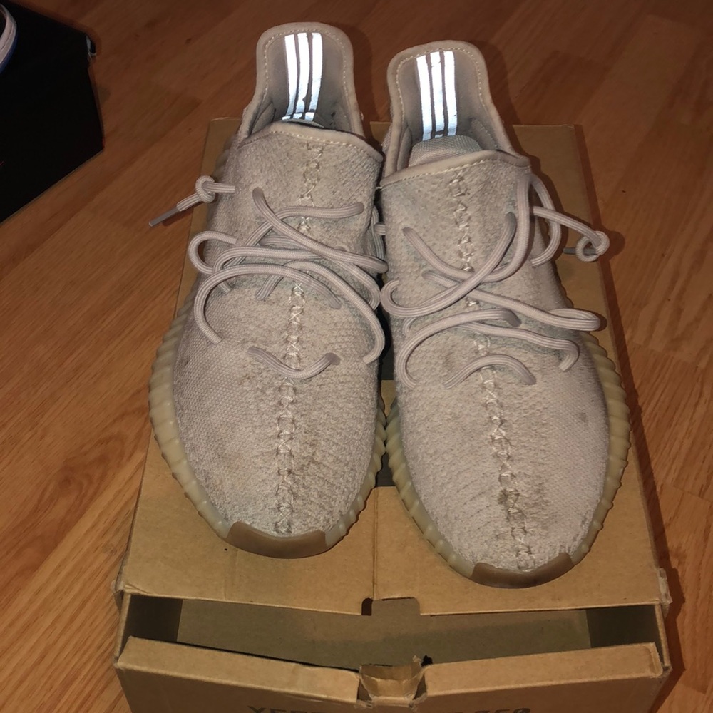 Yeezy 350 “sesame”